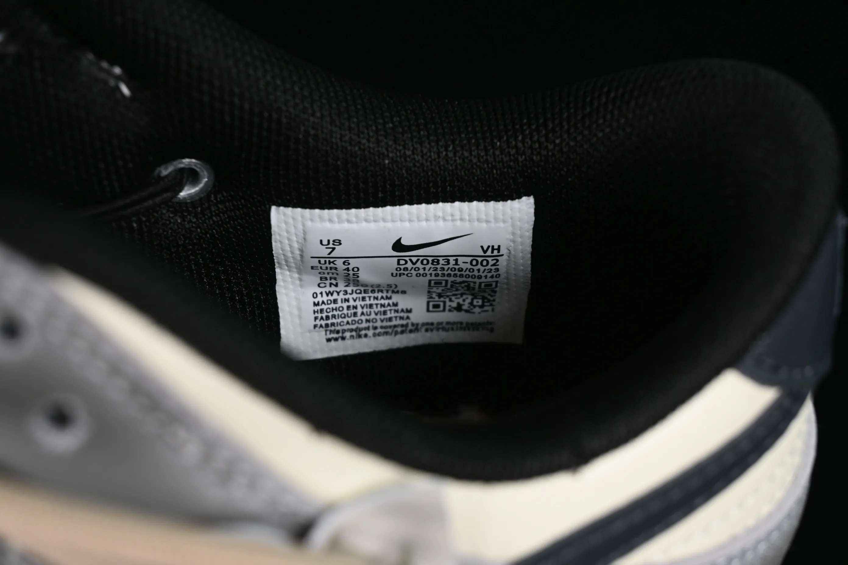 All Categories Nk SB Dunk Series Nk SB Dunk Low Low-top sneakers Nk Dunk Low Panda Prank-Jungle Crossing Crossing the Mountain to Enjoy Yourself Mountain Color SB Strap Low-top Casual Shoes FD0831-002